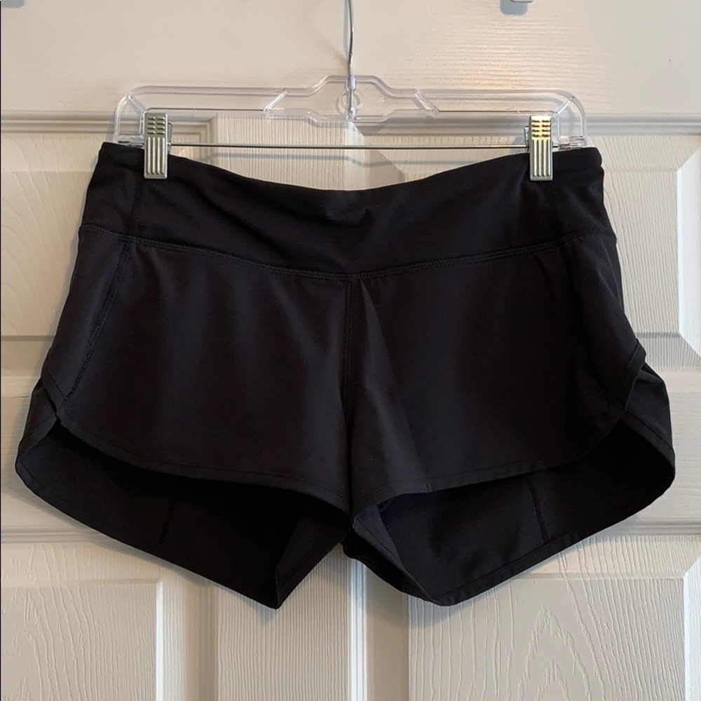 Women’s Lululemon speed up short